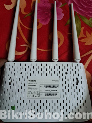 Tenda router 4 antena